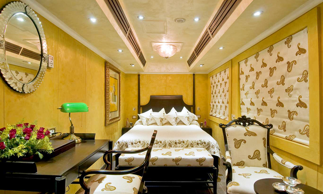 royal-rajasthan-on-wheels