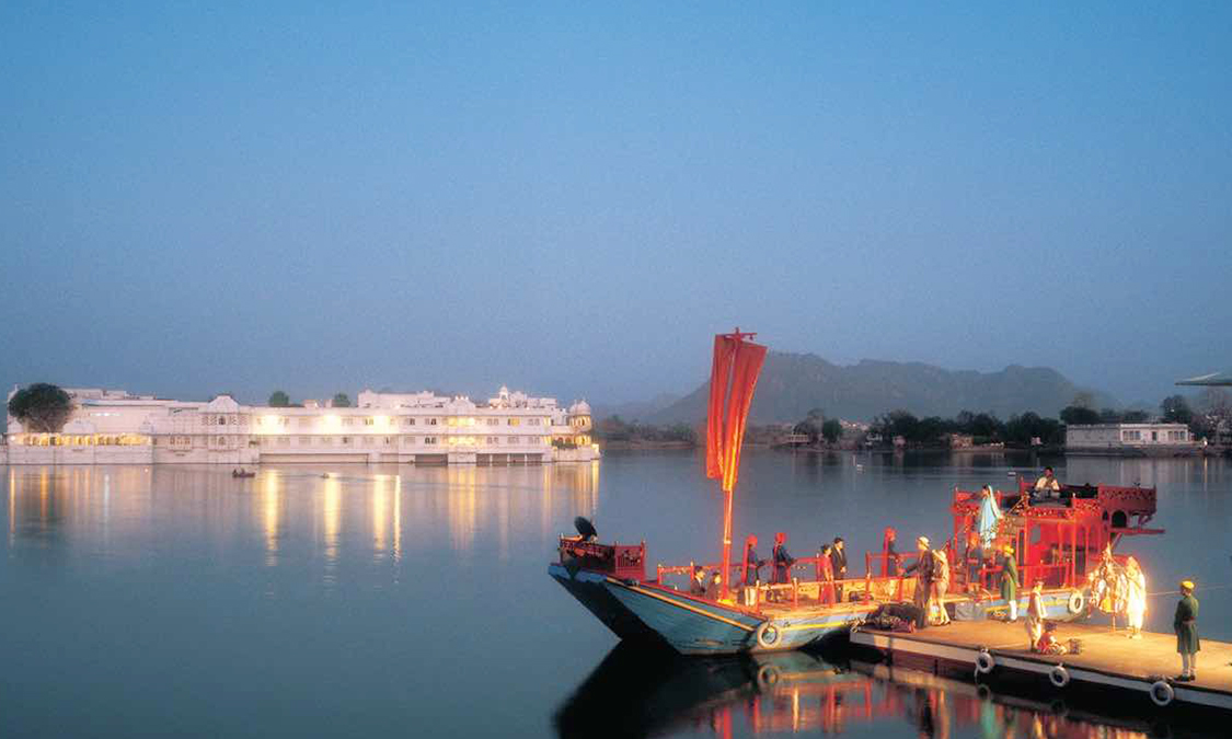 lake-palace-udaipur