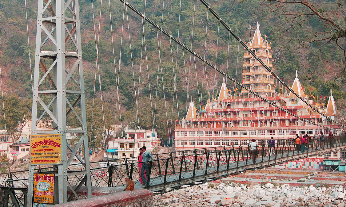 laxman-jhula-rishikesh-uttarakhand
