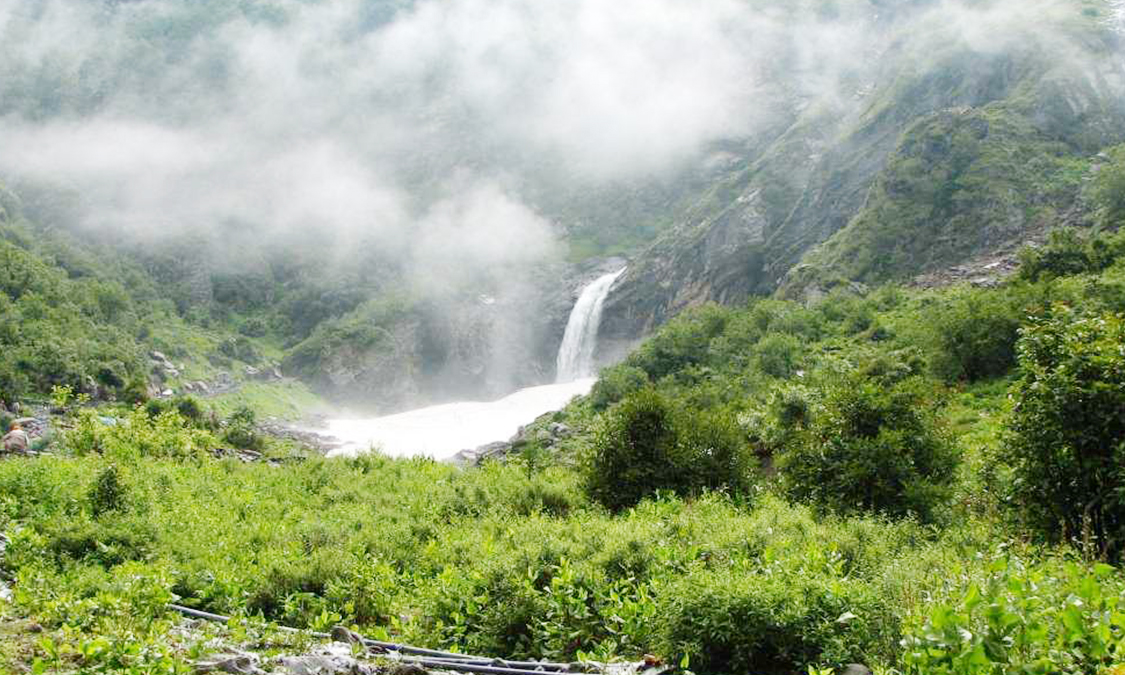 valley-of-flowers-and-hemkund-trek