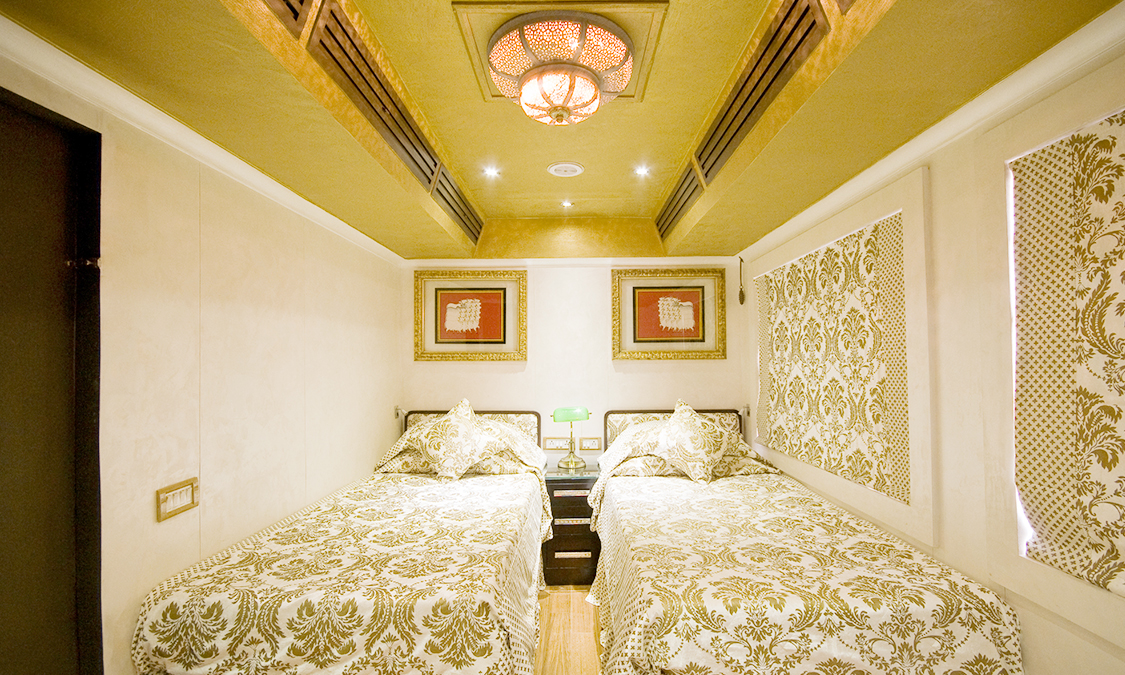 luxury-train-holidays-in-india